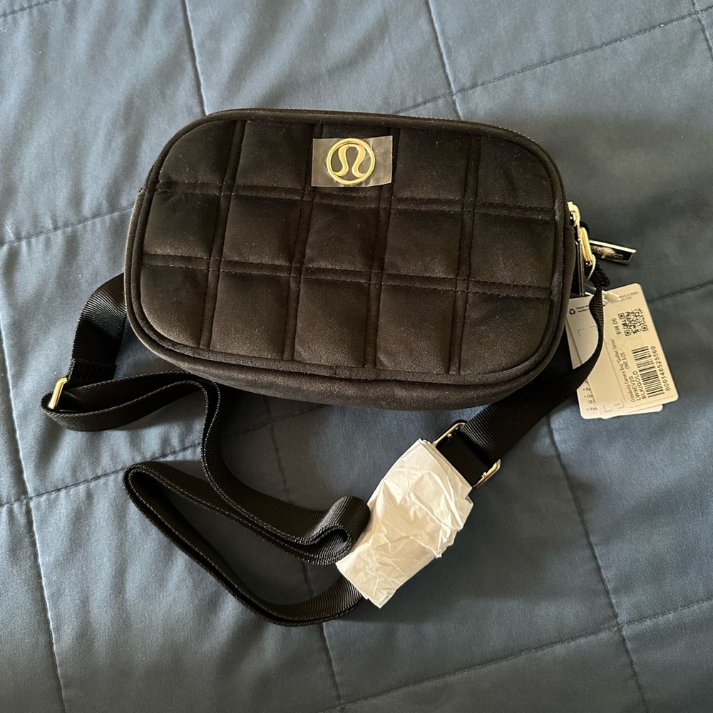 Lululemon Camera Bag Quilted Velour Black